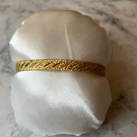 Vintage MONET Gold Bangle Bracelet - Picture 2 of 7